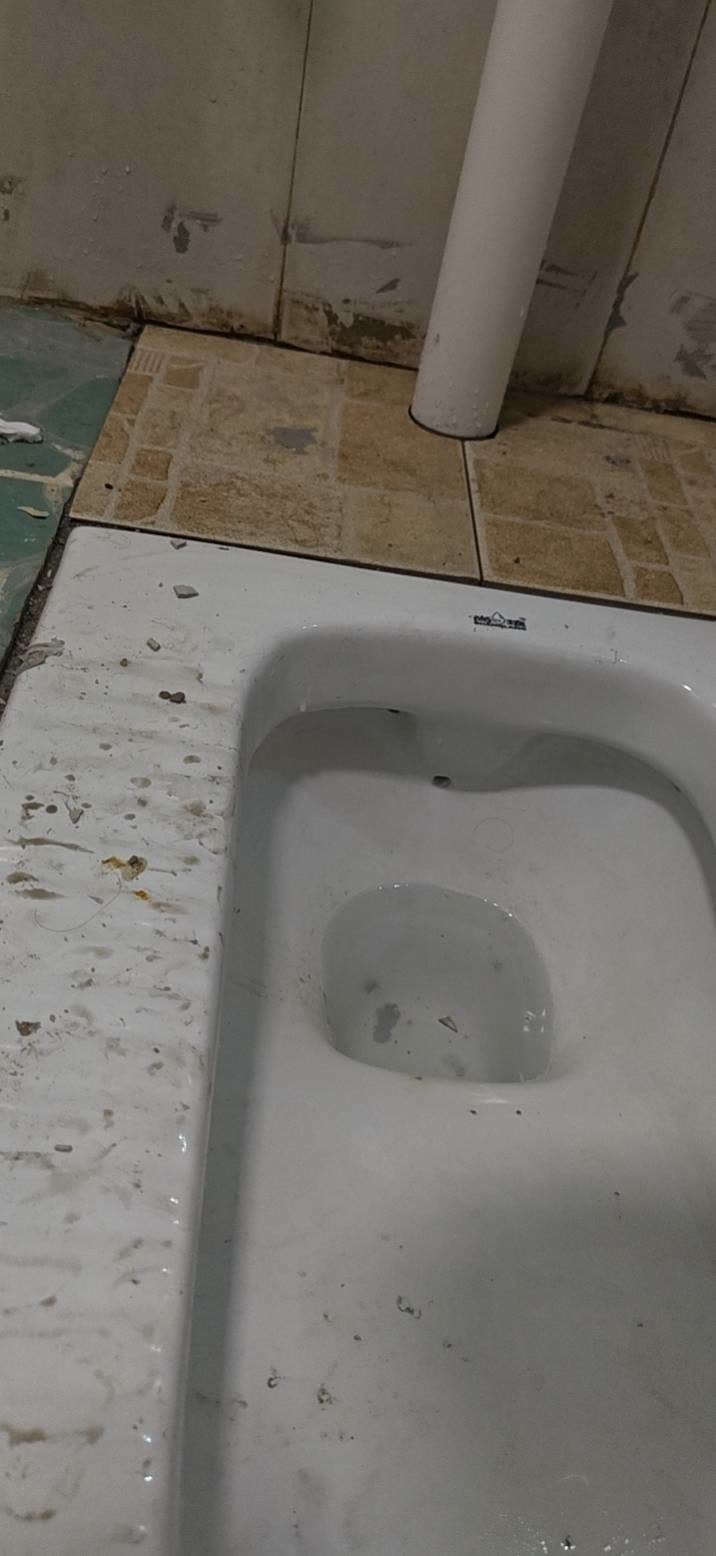 海滨西区:蹲便器周边排查